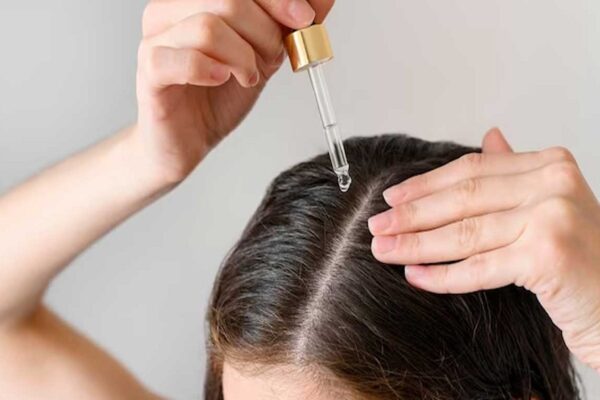 How To Choose The Right Hair Serum For Frizzy Hair?